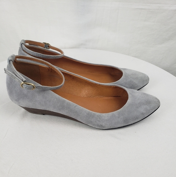 Madewell Gray Suede Ankle Latch Flats Sz 7 - Picture 5 of 6